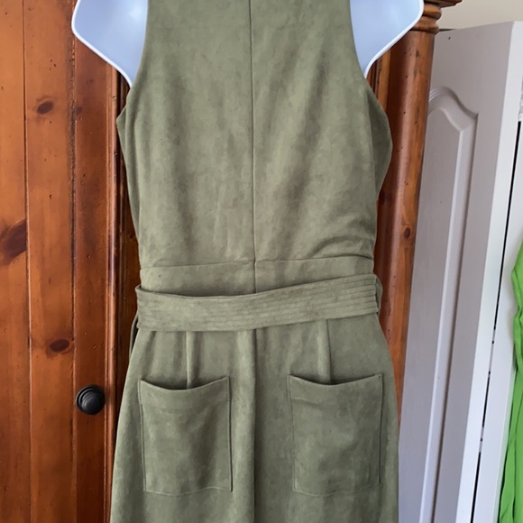 Banana republic Jumpsuit forest green Sleeveless. Size 0 petite Suede s - Picture 7 of 14